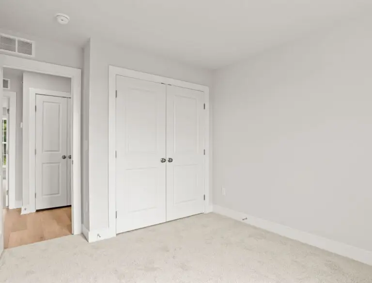 1119 James St-T2251 36 12 1E-18
