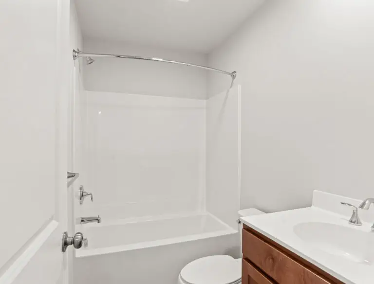 1119 James St-T2251 36 12 1E-21