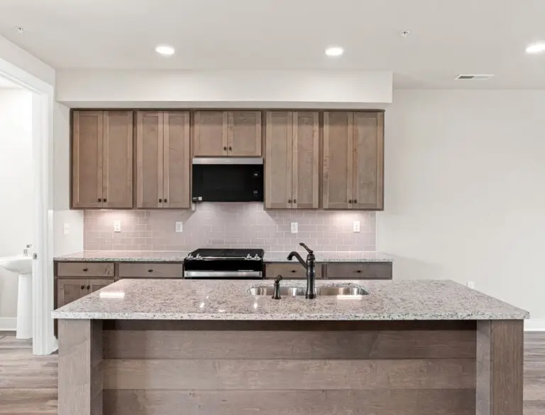 19 Silo Street-T2251 36 12 2-11