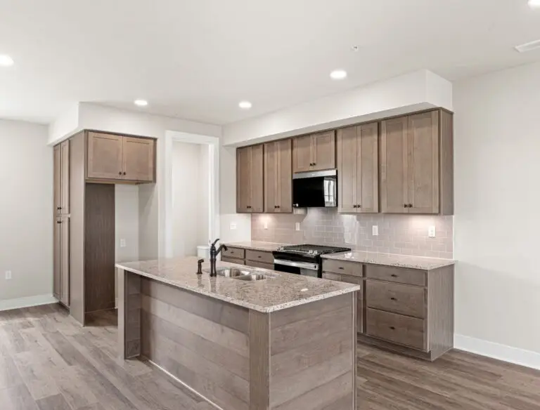 19 Silo Street-T2251 36 12 2-12