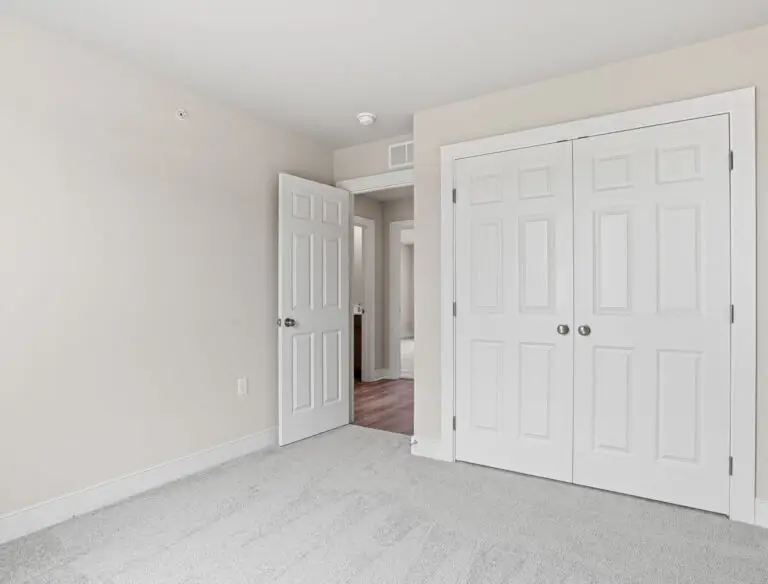 19 Silo Street-T2251 36 12 2-32