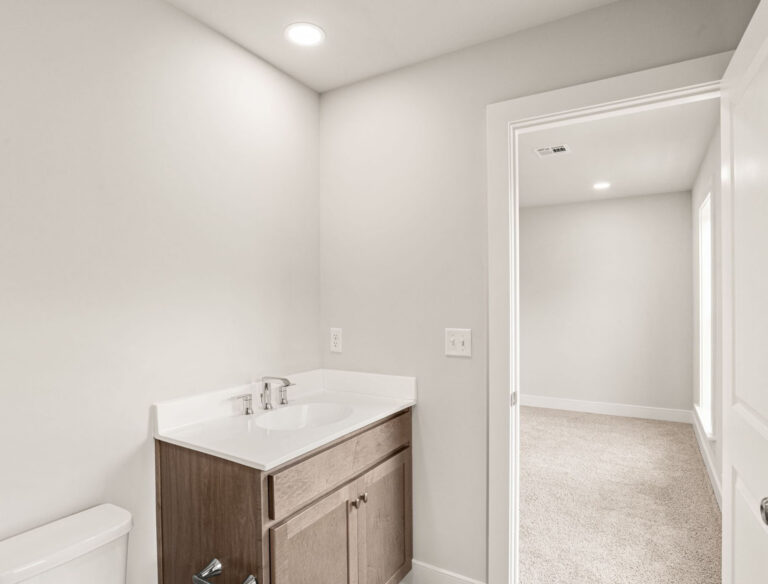 4123 Ridgeview Ave-T2250 42 12 1E-32