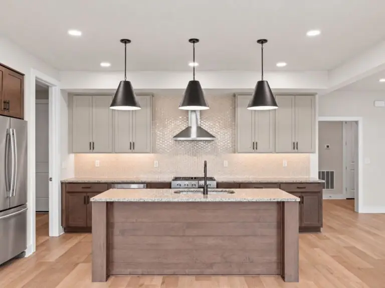 3112 Overlook Dr- Elgin 10-42