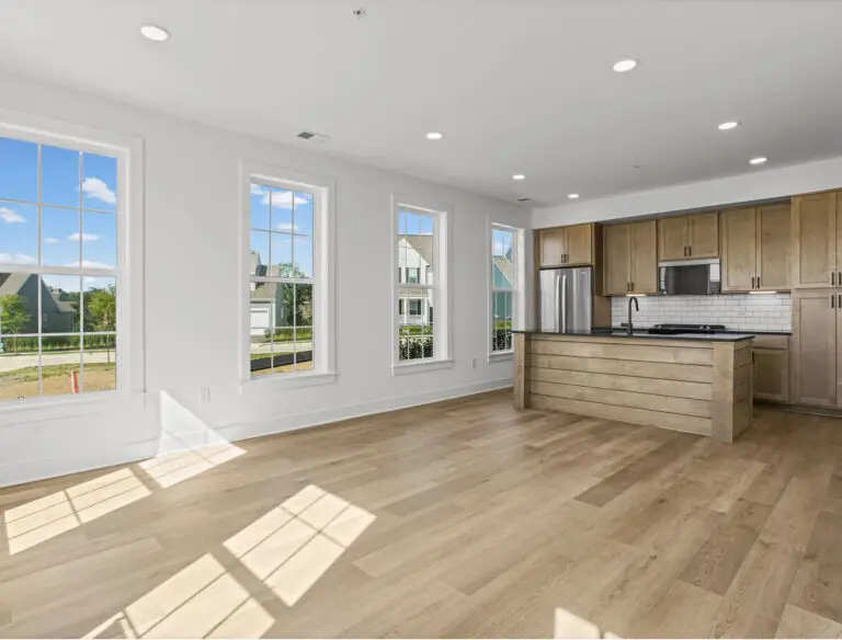 703 Bower St- T3020 48 12 1E-09