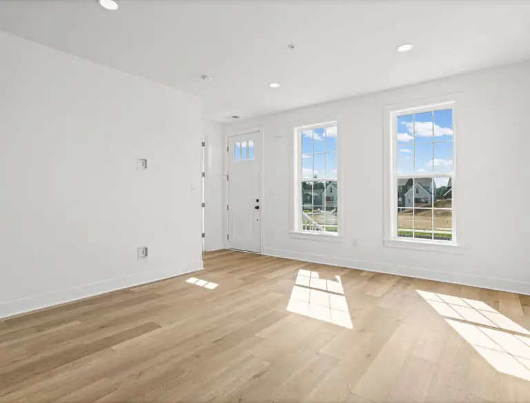 703 Bower St- T3020 48 12 1E-11