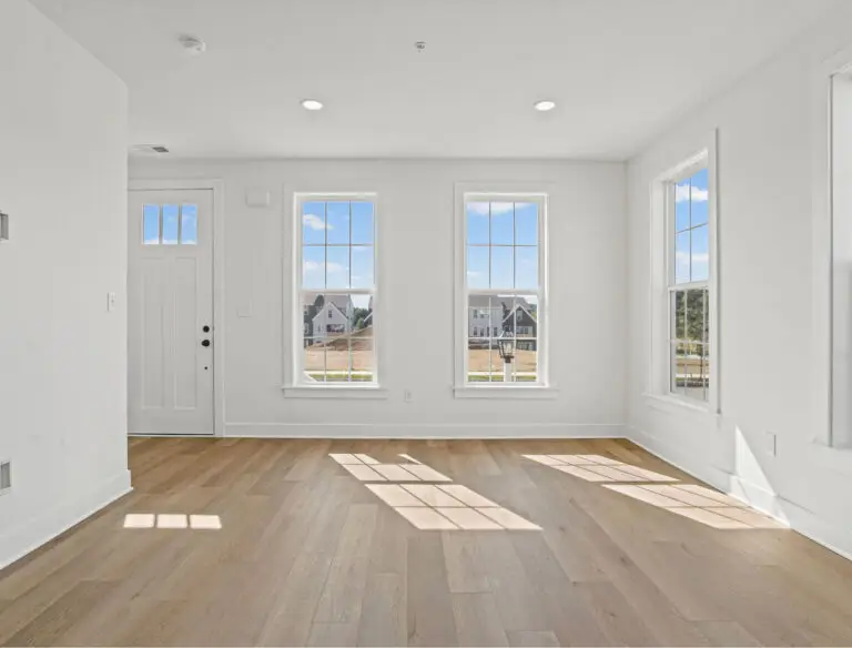 703 Bower St- T3020 48 12 1E-17