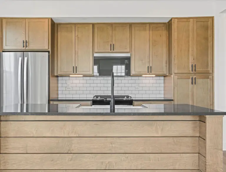 703 Bower St- T3020 48 12 1E-20