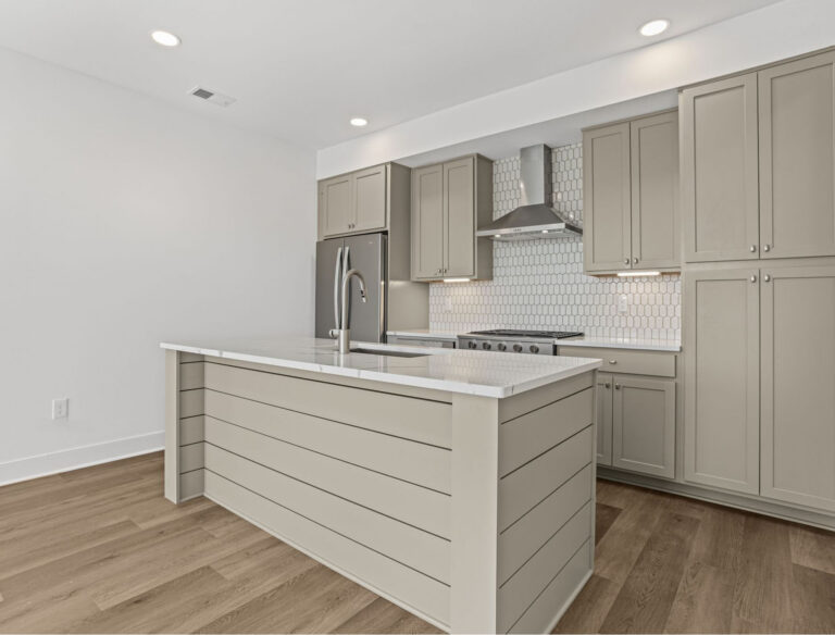 705 Bower St - T3020 48 12 2-08