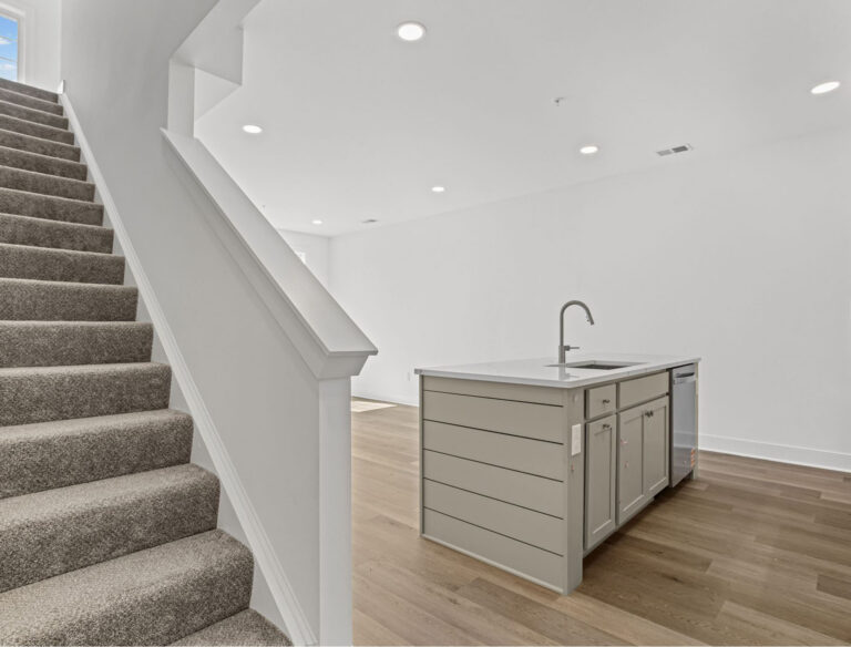 705 Bower St - T3020 48 12 2-12