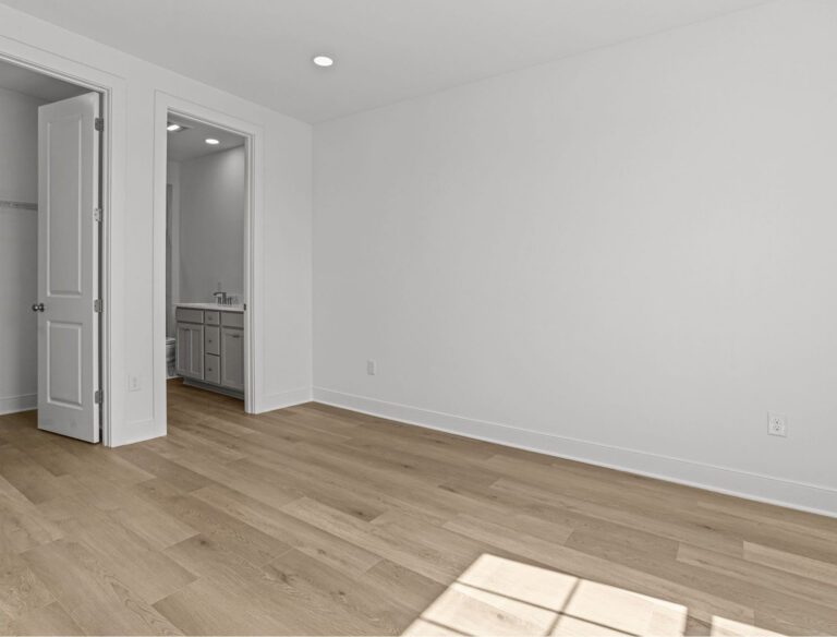 705 Bower St - T3020 48 12 2-21