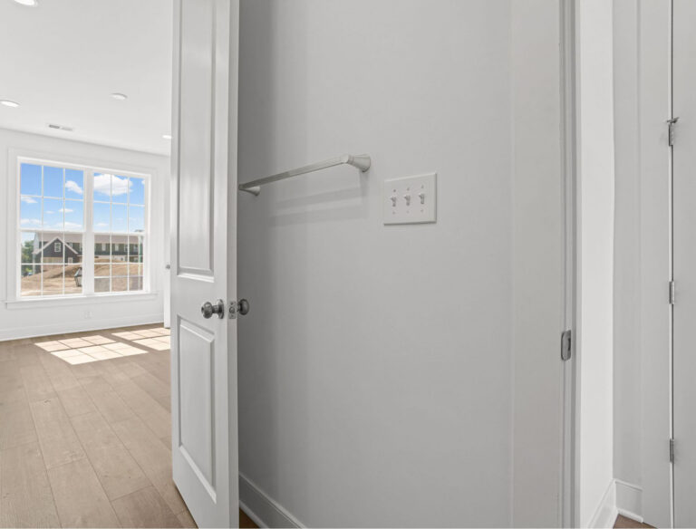 705 Bower St - T3020 48 12 2-28